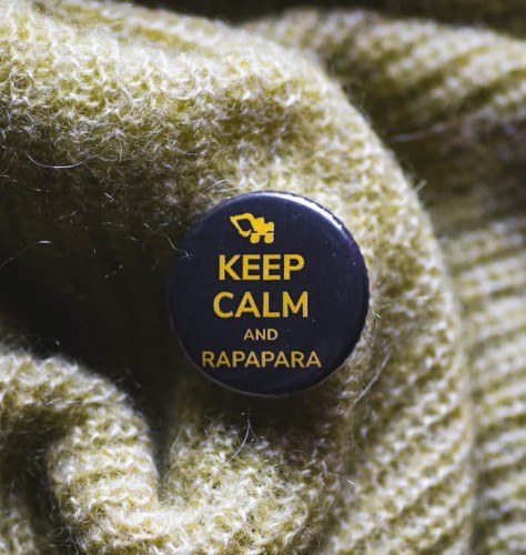 Przypinka keep calm.jpg