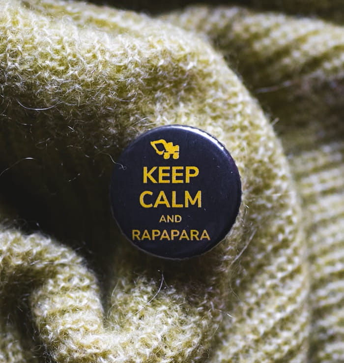 Przypinka keep calm.jpg